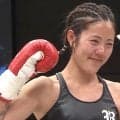 「美人なのに刺青ありすぎ」「背中がすごいことに」左フックで豪快2ダウン！ 圧巻勝利に「バコーンいうたぞ」