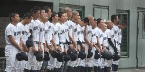 【高校野球】ベンチながらも笑顔で幕、登板回避の滋賀学園エースが高校野球で学んだこと