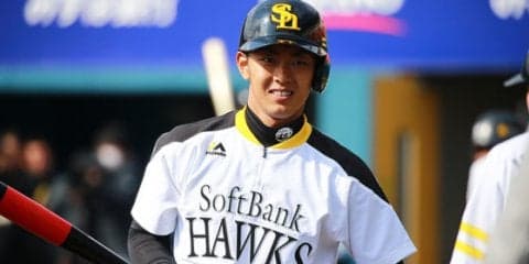 ソフトB今宮、看板直撃三塁打で賞金100万円　被災地思い「恩返しに使いたい」