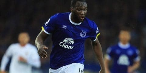 ルカクがダービーマッチで存在感を発揮、コンパニも「強力な選手」とマンUの新エースを警戒