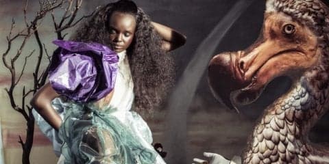 2018年ピレリカレンダー、テーマは「不思議の国のアリス」…17人の黒人モデルを起用