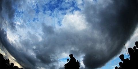 フィリポーシス父が、生徒への性的虐待に関し無罪の申し立て