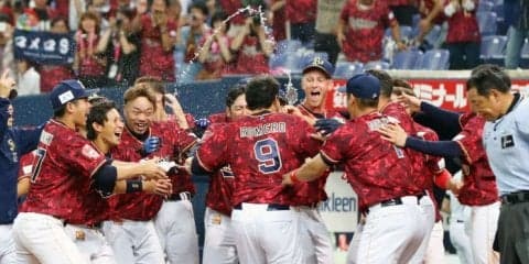 ロメロ土壇場サヨナラ弾！オリックスが鷹軍団をストップ！