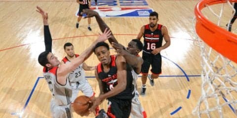 NBAに衝撃ならぬ笑劇、ウォリアーズがクリーブランドと契約!?