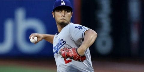 ドジャース初登板ダルビッシュ、5回まで3安打零封の好投！　毎回の7奪三振