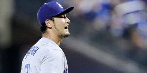 ダルビッシュ、白星デビューに安堵「トレードで来てめちゃくちゃならヤバイと」