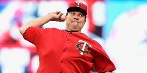 メジャー最年長右腕コローン、44歳での完投勝利