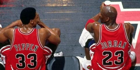 ブルズは『赤』のイメージを強調、新シーズンからホームでも赤のジャージーを着用