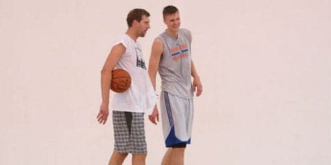 ダーク・ノビツキーとクリスタプス・ポルジンギスがヨハネスブルグで合同練習