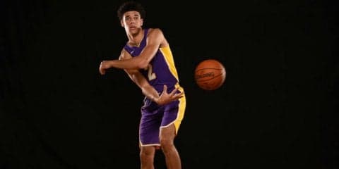 ロンゾ・ボールがコービーvsレブロン論争に参戦するも、まさかの本音回答「僕はレブロンの方が上だと思う」