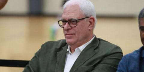 『禅マスター』ことフィル・ジャクソンの奇行が明らかに、ドラフト指名候補にタコの足を食べることを強要