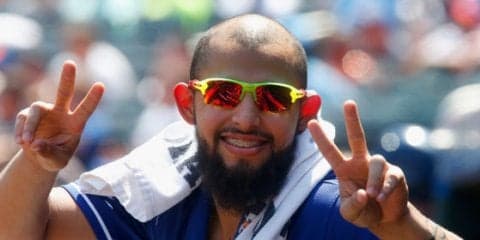【MLB】四球→二盗→送球ミス→本盗→ボークで生還!?　驚異的走塁に「なんてこった」