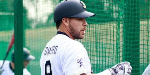 オリ・ロメロ、死球の影響で欠場　福良監督「18日からは大丈夫じゃないか」