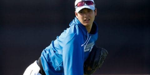 ハム大谷、米スカウトにパワー披露、中堅フェン直二塁打「芯じゃなかった」