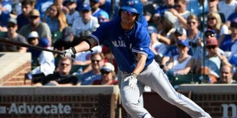 青木宣親、8回途中から右翼で出場、打席では遊ゴロ、チームは3-4で2連敗