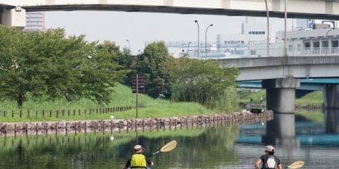 都市型アウトドアに挑戦！エクストリーム出社したくなる“朝のカヌー体験”