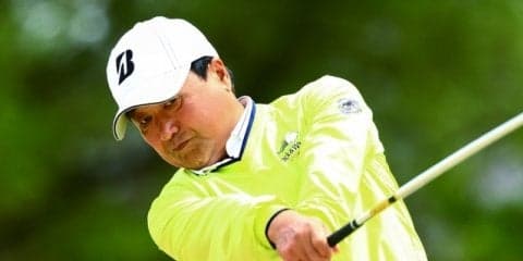 ブラック&ホワイト、倉本昌弘と共同制作したPGAとのコラボブルゾン限定発売