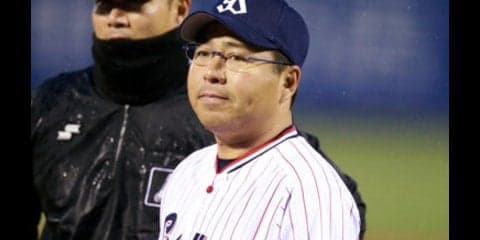 次のヤクルト監督は誰が適任か。燕ファン31人の意見は３人に割れた