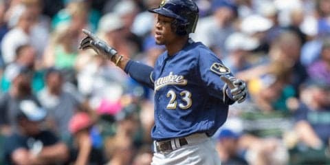 本塁打強奪スーパーキャッチで1点差勝利、敵ファンも称賛「最高のプレー」