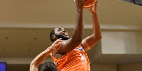 新潟アルビレックスBBが見せた『ホストチーム』の意地、ダバンテ・ガードナーが主役を演じてレバンガ北海道に競り勝つ