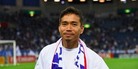 【日本代表 コラム】示したプライド。左はいまだ長友の持ち場