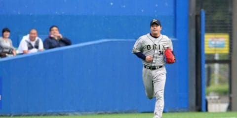初めも終わりも緊急登板、同学年コーチが振り返る井口資仁との不思議な縁
