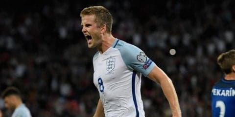 イングランド代表が逆転勝利、監督は選手が経験を積めたと喜ぶ