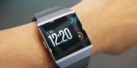 スポーツシーンでどれだけ活躍する？ Fitbitの新スマートウォッチ「ionic」を体験してきた┃ベルリン現地レポ #1