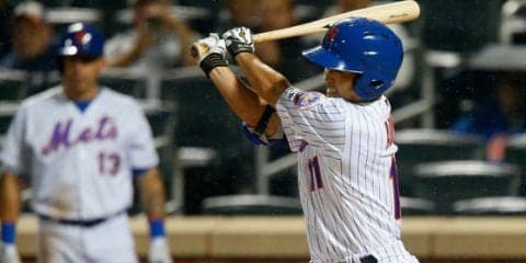 青木宣親が2点タイムリーで11試合連続安打、後続適時打で自らもホームイン
