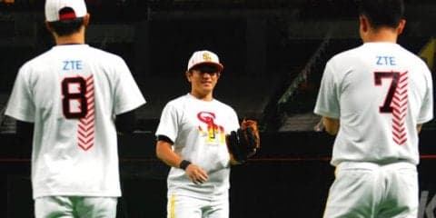 13日から鷹祭ユニ着用のホークス、14日は通常ホームユニに逆戻りも!?