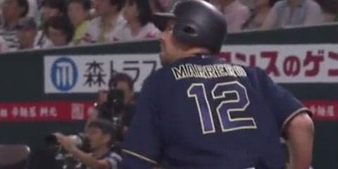 オリックス・マレーロ、鷹バンデンから圧巻の3打席連発！