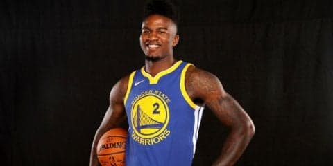 ウォリアーズのルーキーがピックアップゲームでレブロン・ジェームズとマッチアップ、NBAの洗礼を浴び「クレイジーだ」