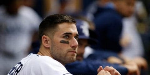 【MLB】鳥だ飛行機だキアマイアーだ！　飛距離3Mの超人ダイブキャッチに球場騒然