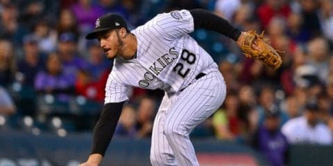 【MLB】名手アレナドまたも強肩発動　素手キャッチ→驚愕の一塁送球に本拠地沸く