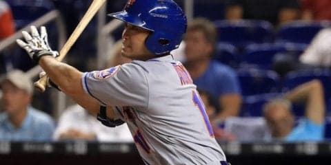 青木宣親が二塁内野安打で20試合連続出塁、一塁へ全力疾走で「H」もぎ取る