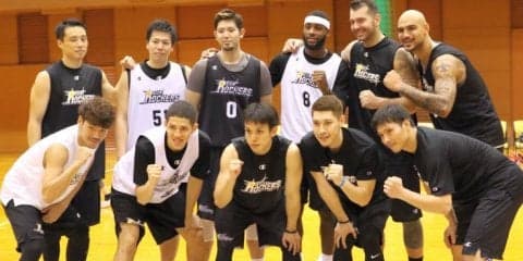 激戦の東地区に旋風を巻き起こすと意気込むサンロッカーズ渋谷、新指揮官は「自分にプレッシャーをかけて開幕戦に臨む」