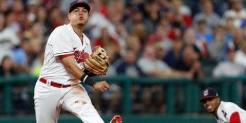 華麗なターン＋唖然の鬼肩→約41M完璧送球アウト＝驚異の28試合で27勝！