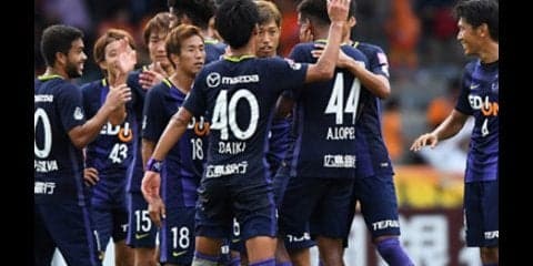 チグハグなサッカー。それでも、サンフレッチェは瀕死状態から脱した