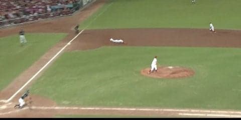 9回に連続ファインプレーが飛び出し、広島がホーム最終戦を白星で締める ハイライト動画【9/28 広島東洋カープ 対 東京ヤクルトスワローズ】