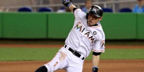 イチロー鮮やか右前打、代打27安打でMLB記録王手！　二盗成功で米17年連続盗塁