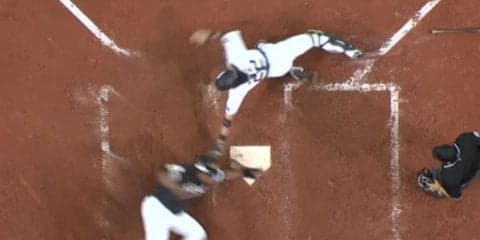 ソフトBデスパイネが技あり生還　激走→タッチかいくぐる→左手で本塁触る