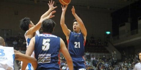 たくさんの課題と収穫を得た田渡凌のBリーグデビューウィーク、横浜ビー・コルセアーズの仲間とともに力強い『出航』へ