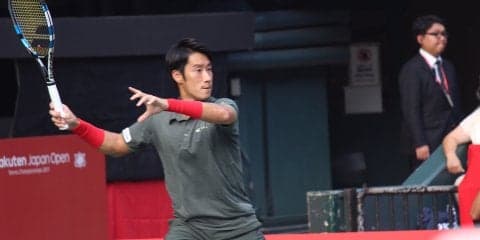 男子シングルス1回戦、杉田祐一が第1セットを先取[楽天ジャパンオープン]