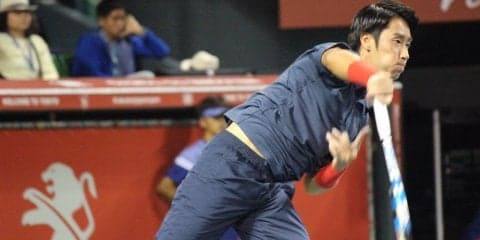 男子シングルス準々決勝、杉田が第1セットを奪われる[楽天ジャパンオープン]