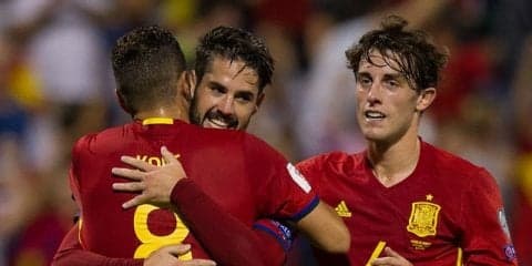 スペインが3発完勝、W杯11大会連続の出場を決める