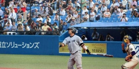 岩見がリーグ史上初5戦連発弾＆1年生左腕・佐藤の快投劇！慶大が2連勝で明大を止める！【東京六大学野球】