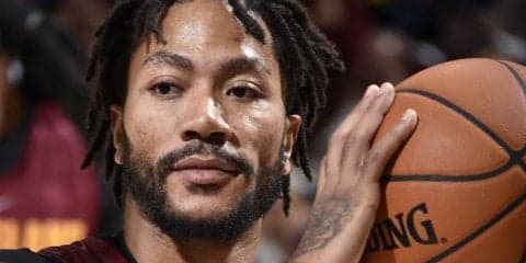 キャバリアーズで復活を予感させるデリック・ローズ、JR・スミスはその加入を「ほとんどタダで獲得したようなもの」と歓迎