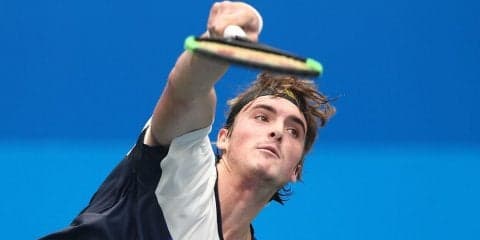 期待の19歳チチパス、カチャノフとの若手対決をストレートで制し2回戦進出[上海ロレックス・マスターズ]