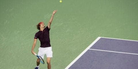 ズベレフVSデル ポトロ、ズベレフが立ち上がりのチャンスを掴み第1セット先取[上海ロレックス・マスターズ]