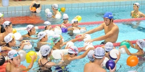 北島康介のスイミングスクールコーチが指導する「キタジマアクアティクス水泳教室」開催